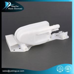 Partes plásticas del cuerpo automotriz